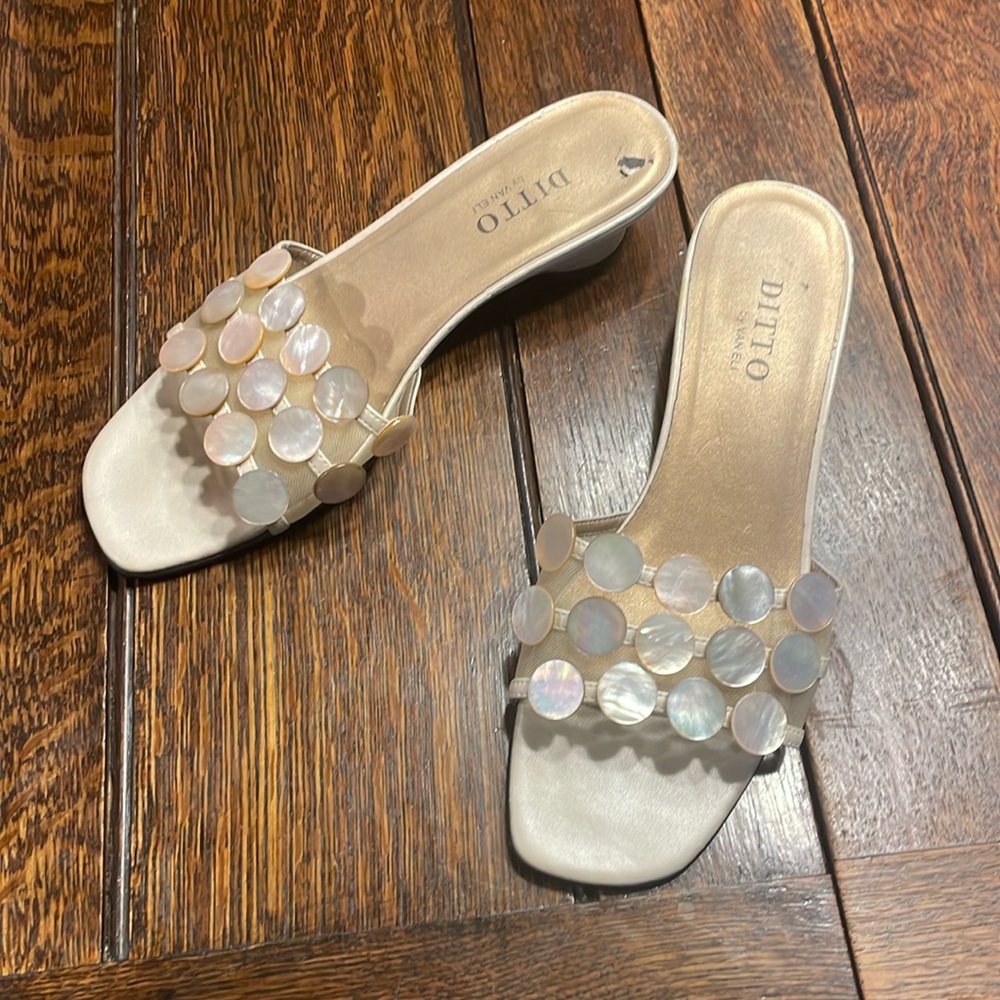 Mother of Pearl Slip On Sandal 9M $160